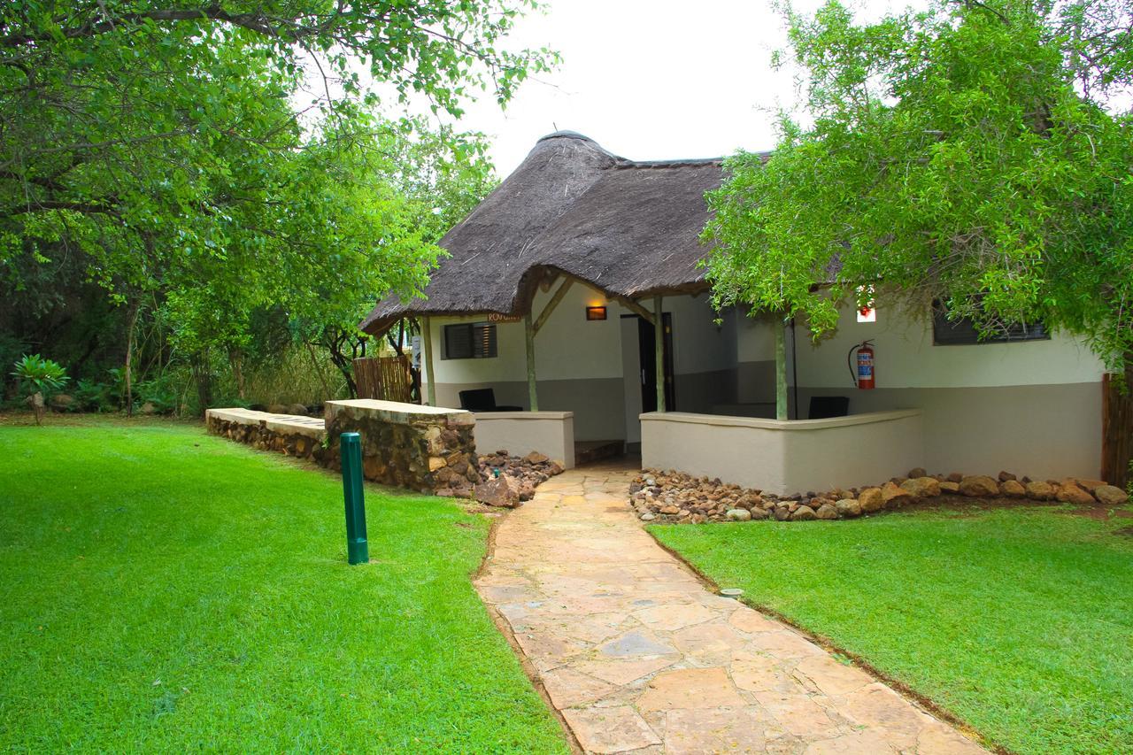 Bush Bungalows At Sun City Resort Rustenburg Exteriör bild